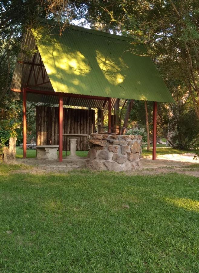 Отель Mukuku Rest Camp Shimweghe Экстерьер фото