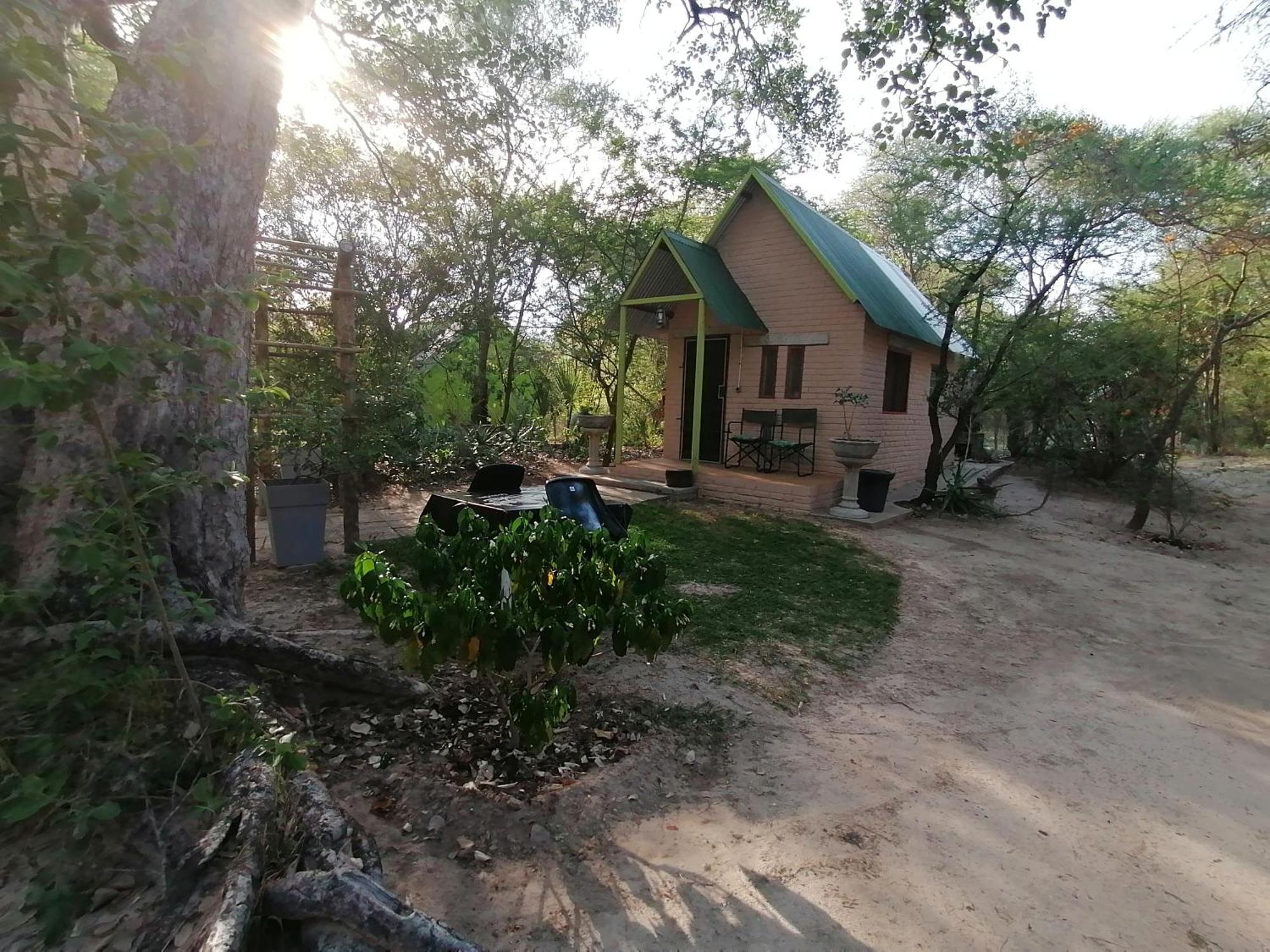 Отель Mukuku Rest Camp Shimweghe Экстерьер фото