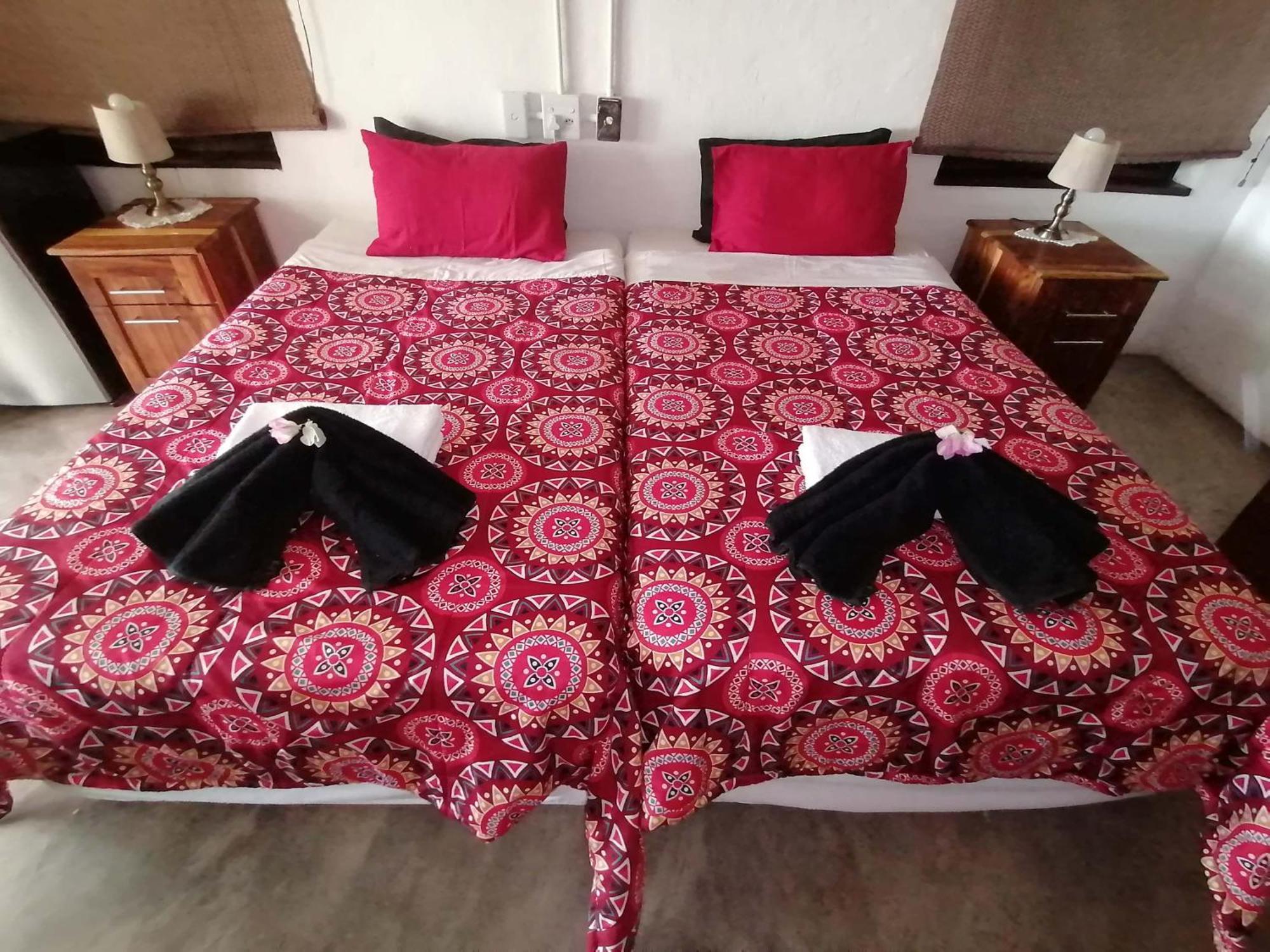Отель Mukuku Rest Camp Shimweghe Экстерьер фото