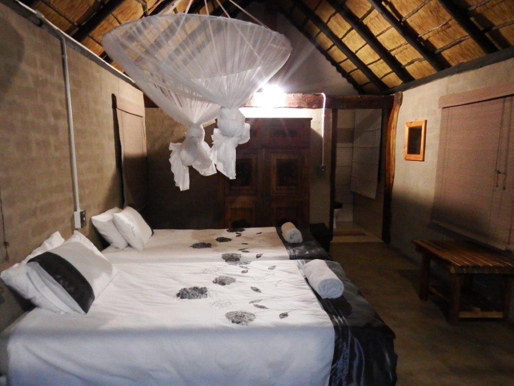 Отель Mukuku Rest Camp Shimweghe Экстерьер фото